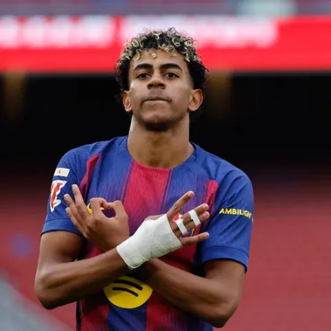 Barcelona golea a Villarreal