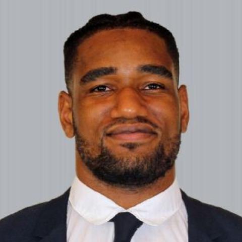 Falcons despiden a LaTroy Lewis en medio de acusaciones sexuales