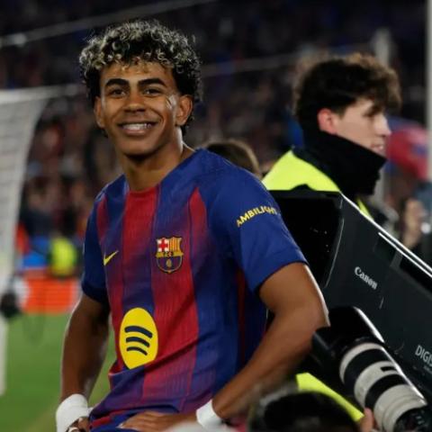 Barcelona aplasta al Newcastle Utd y avanza a los Cuartos de Final de la Champions League