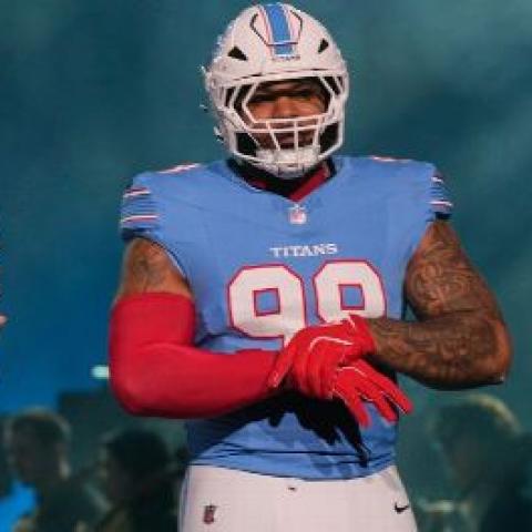 Tennessee Titans renueva su imagen y refuerza su plantilla en la agencia libre