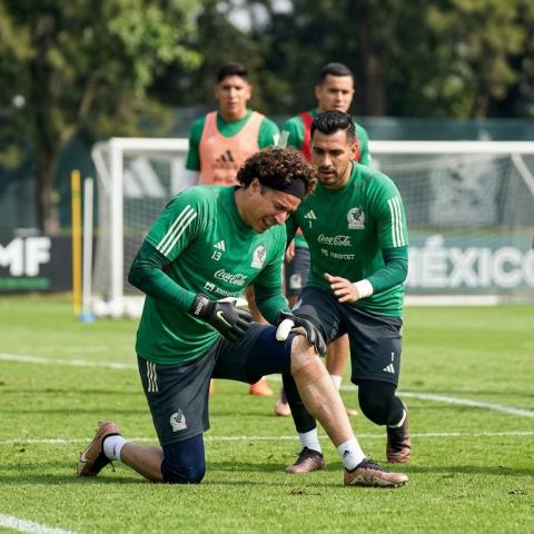 el susto de Memo Ochoa 